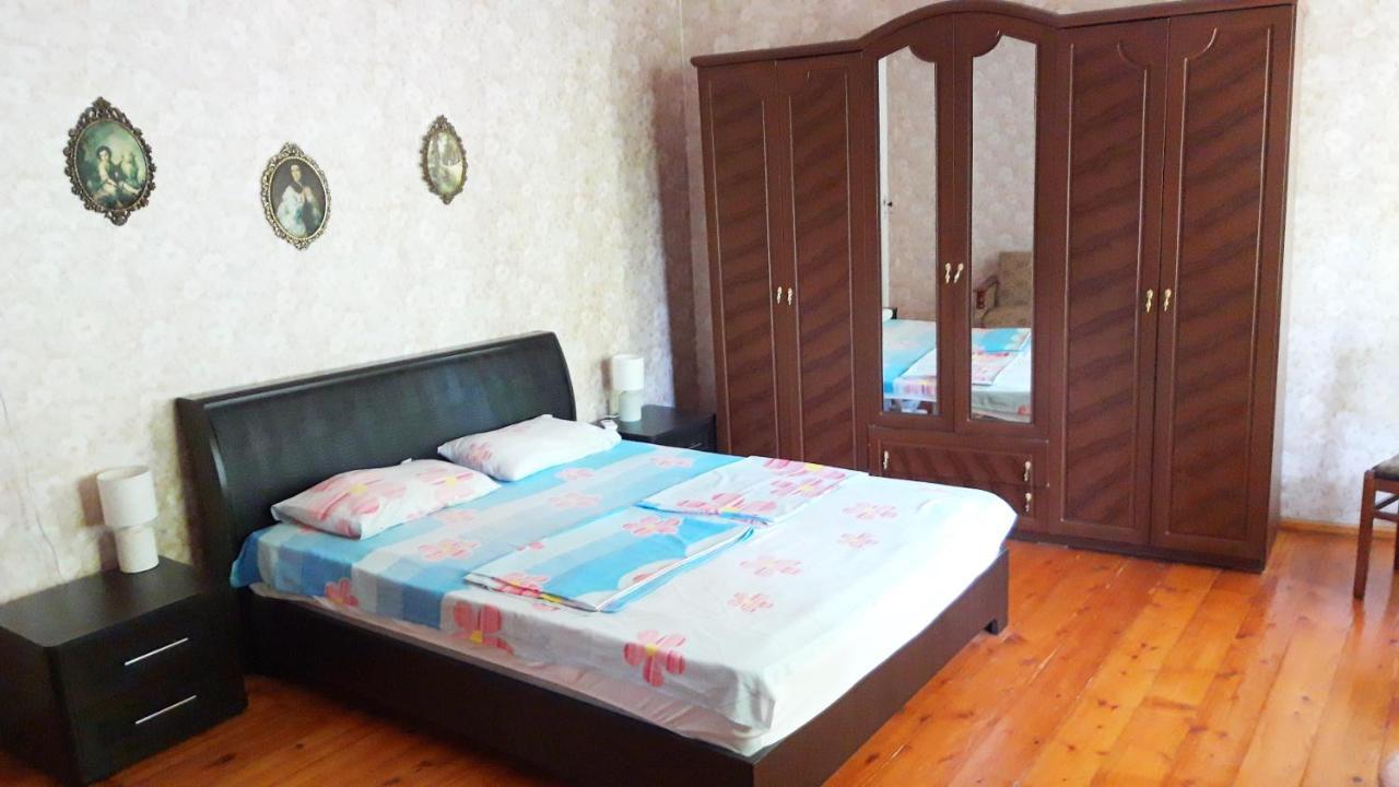 Pospolita Guest House Кутаїсі Екстер'єр фото