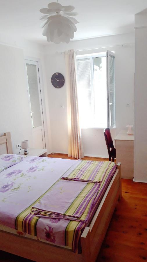 Pospolita Guest House Кутаїсі Екстер'єр фото