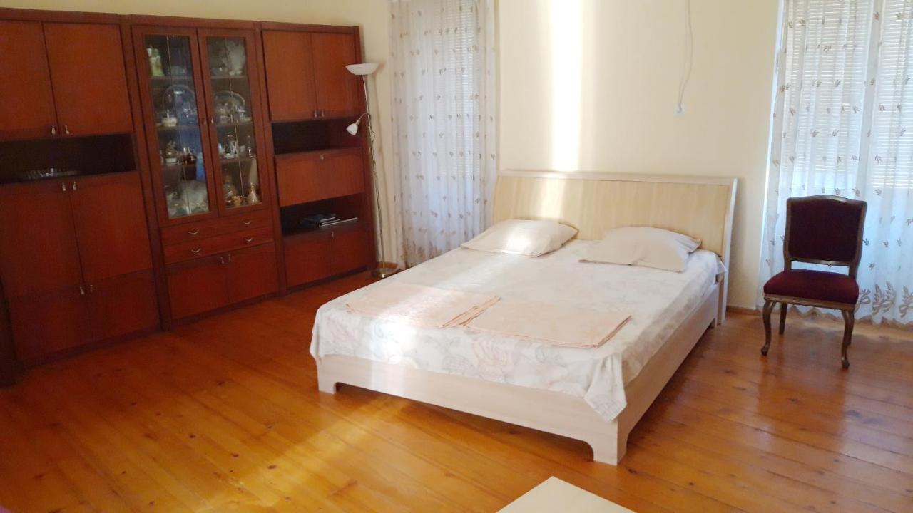 Pospolita Guest House Кутаїсі Екстер'єр фото