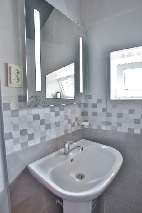 Pospolita Guest House Кутаїсі Екстер'єр фото