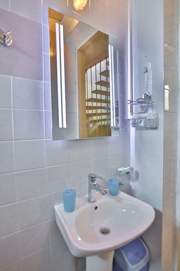 Pospolita Guest House Кутаїсі Екстер'єр фото