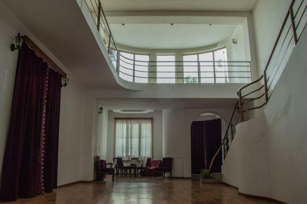 Pospolita Guest House Кутаїсі Екстер'єр фото